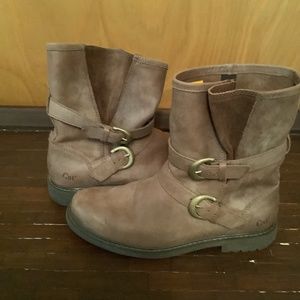 CAT Boots